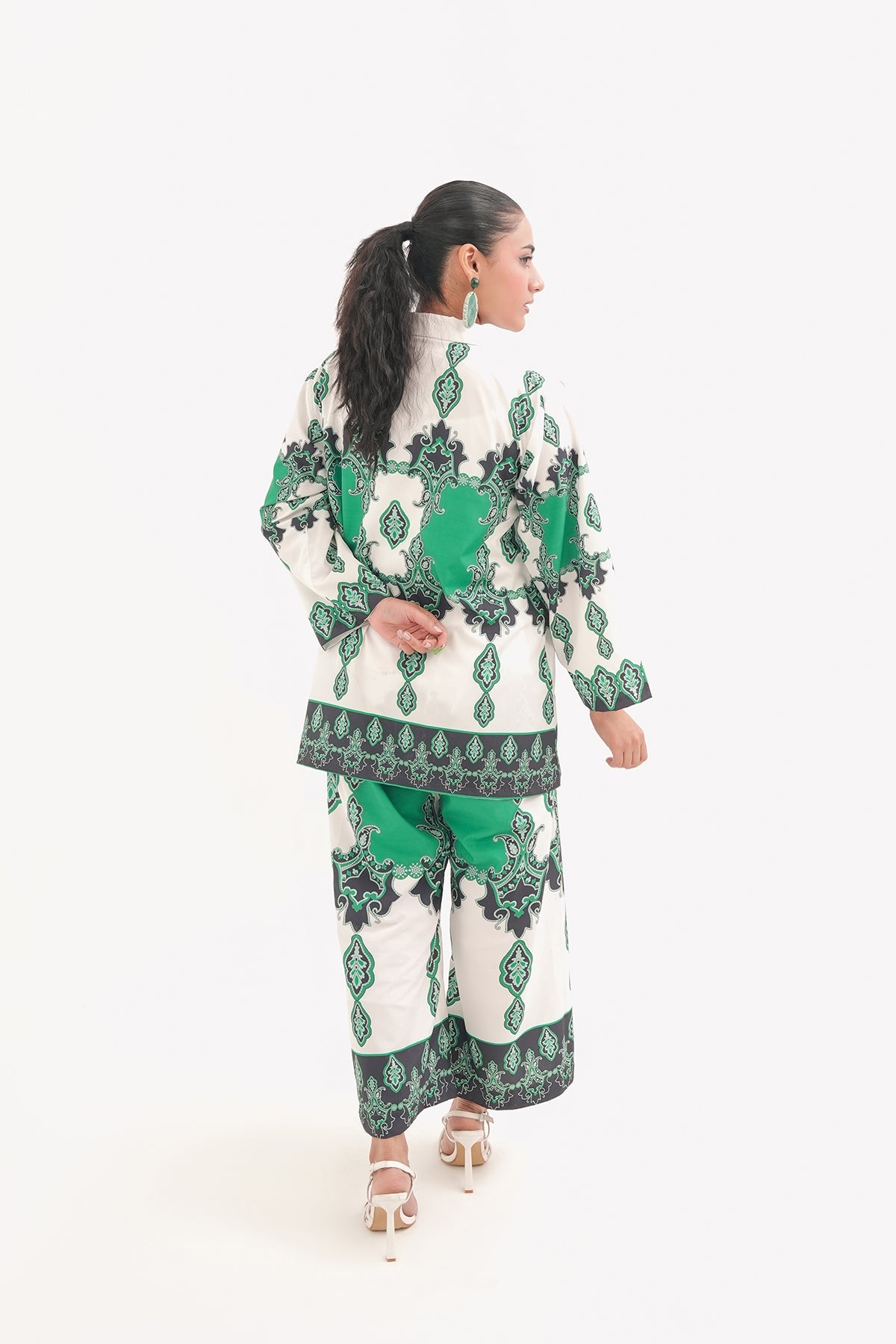 Vivid Vine Shamrock Co-Ord WOMEN kaavionline