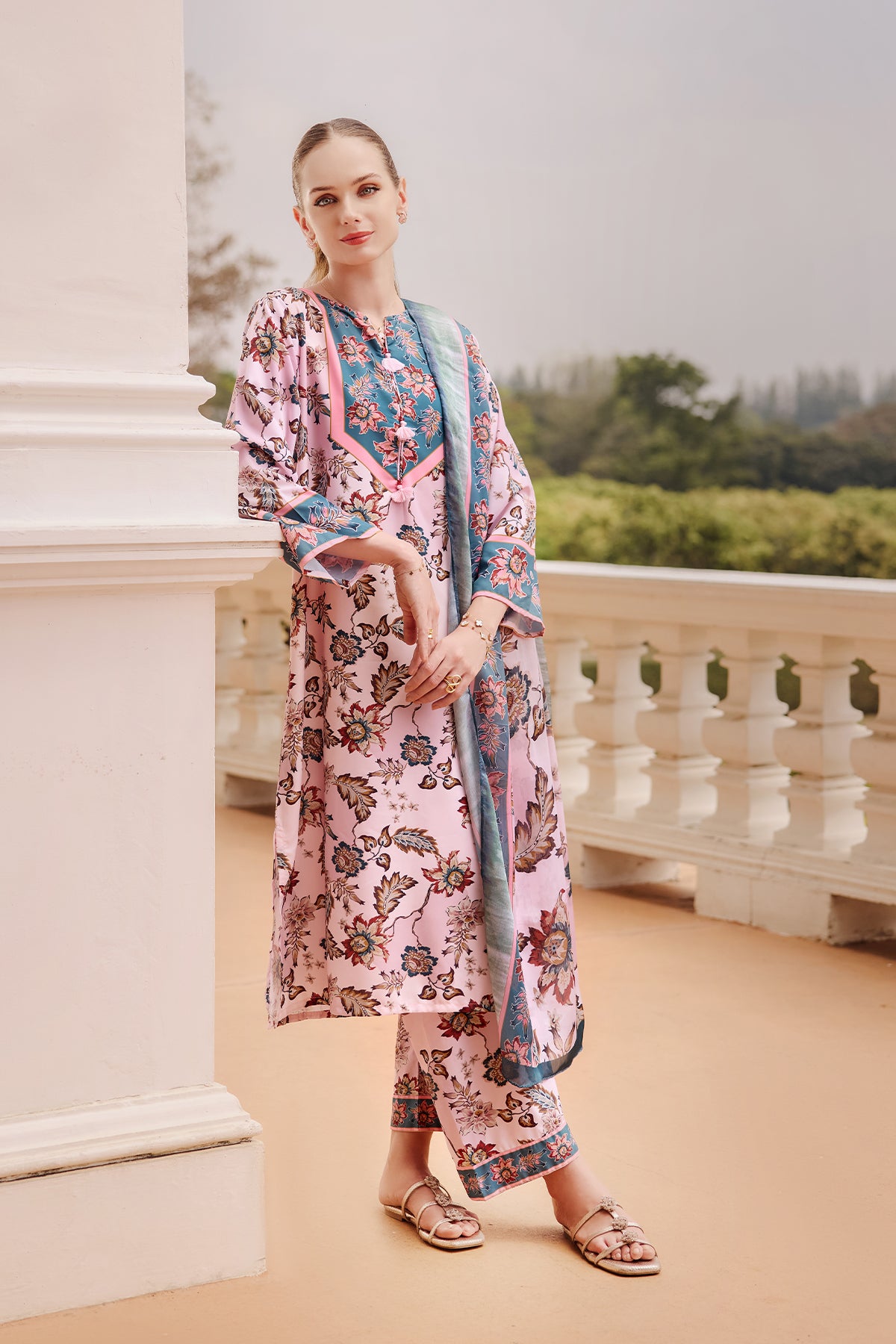 TOILE Three-Piece