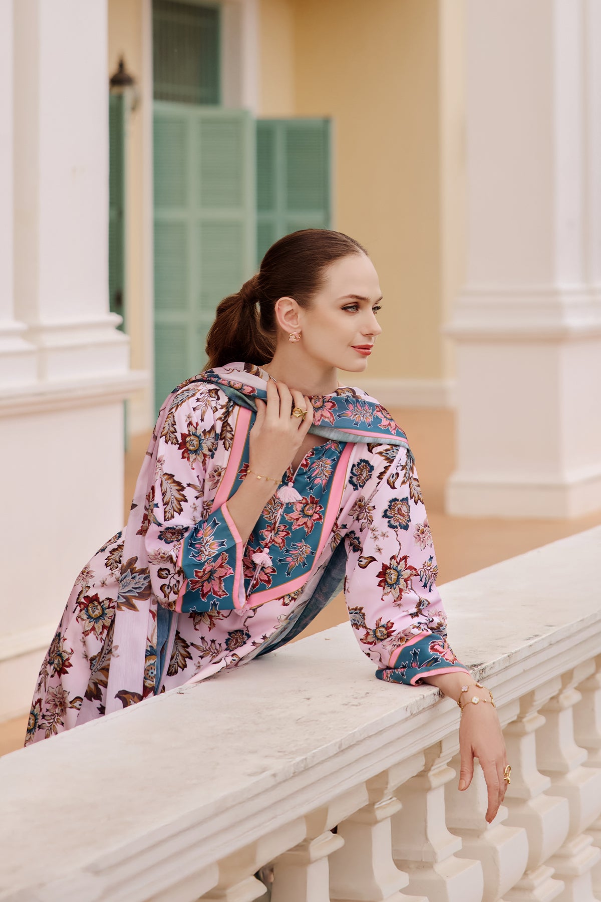 TOILE Three-Piece