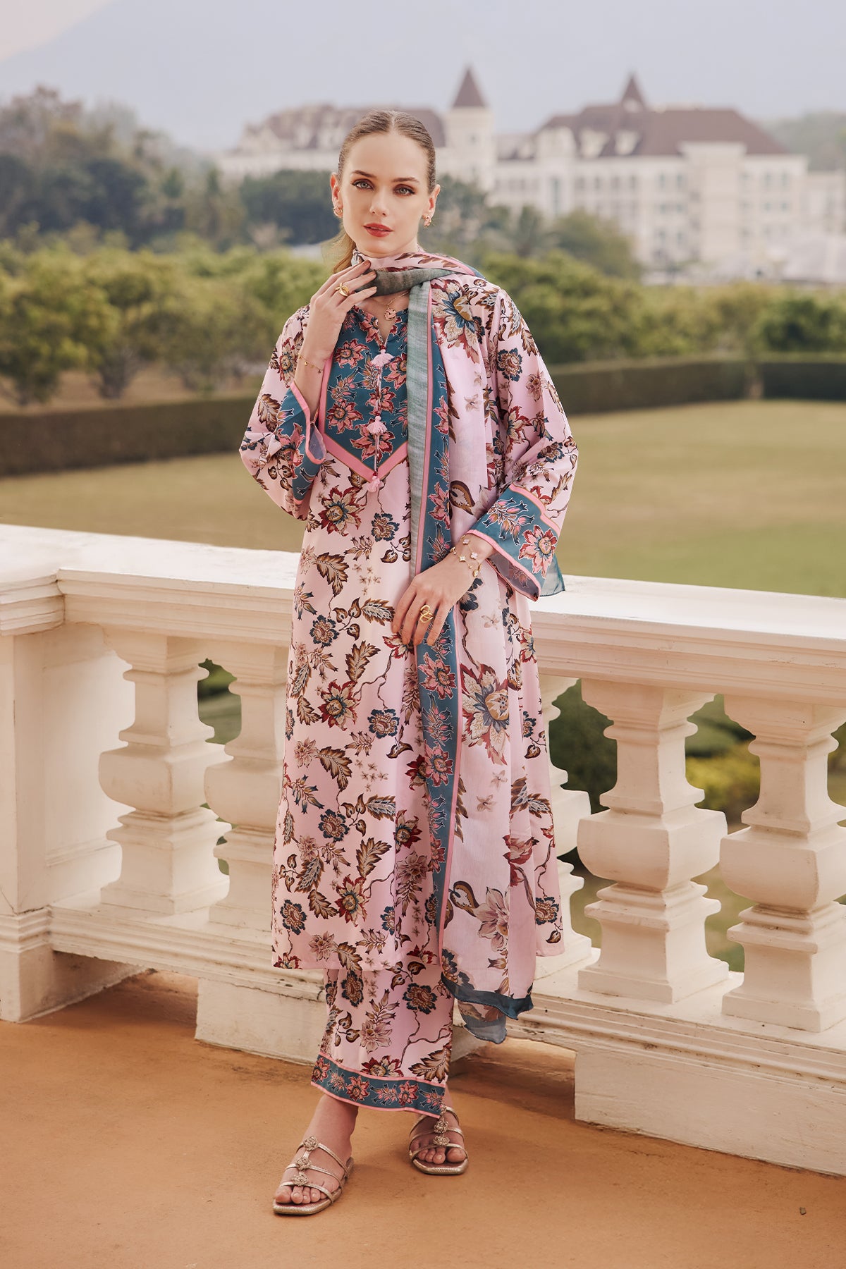 TOILE Three-Piece