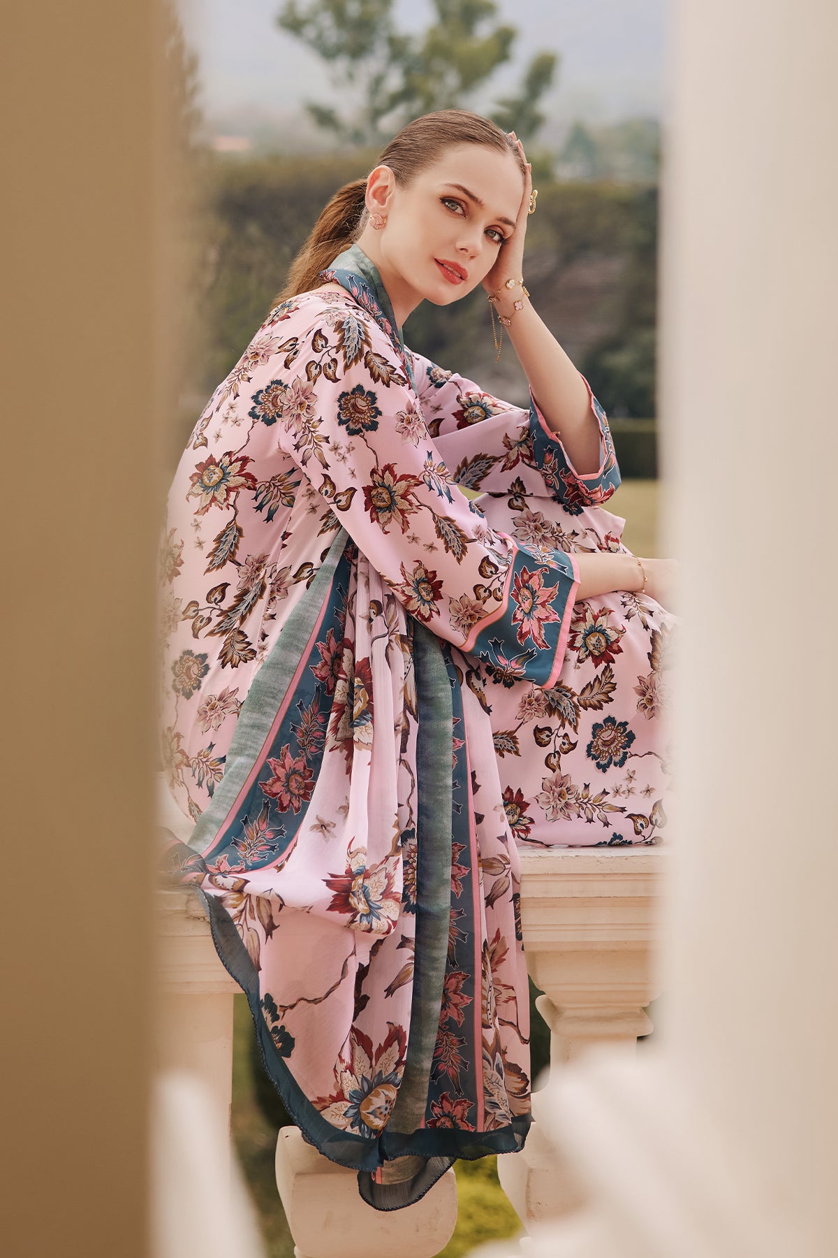 TOILE Three-Piece