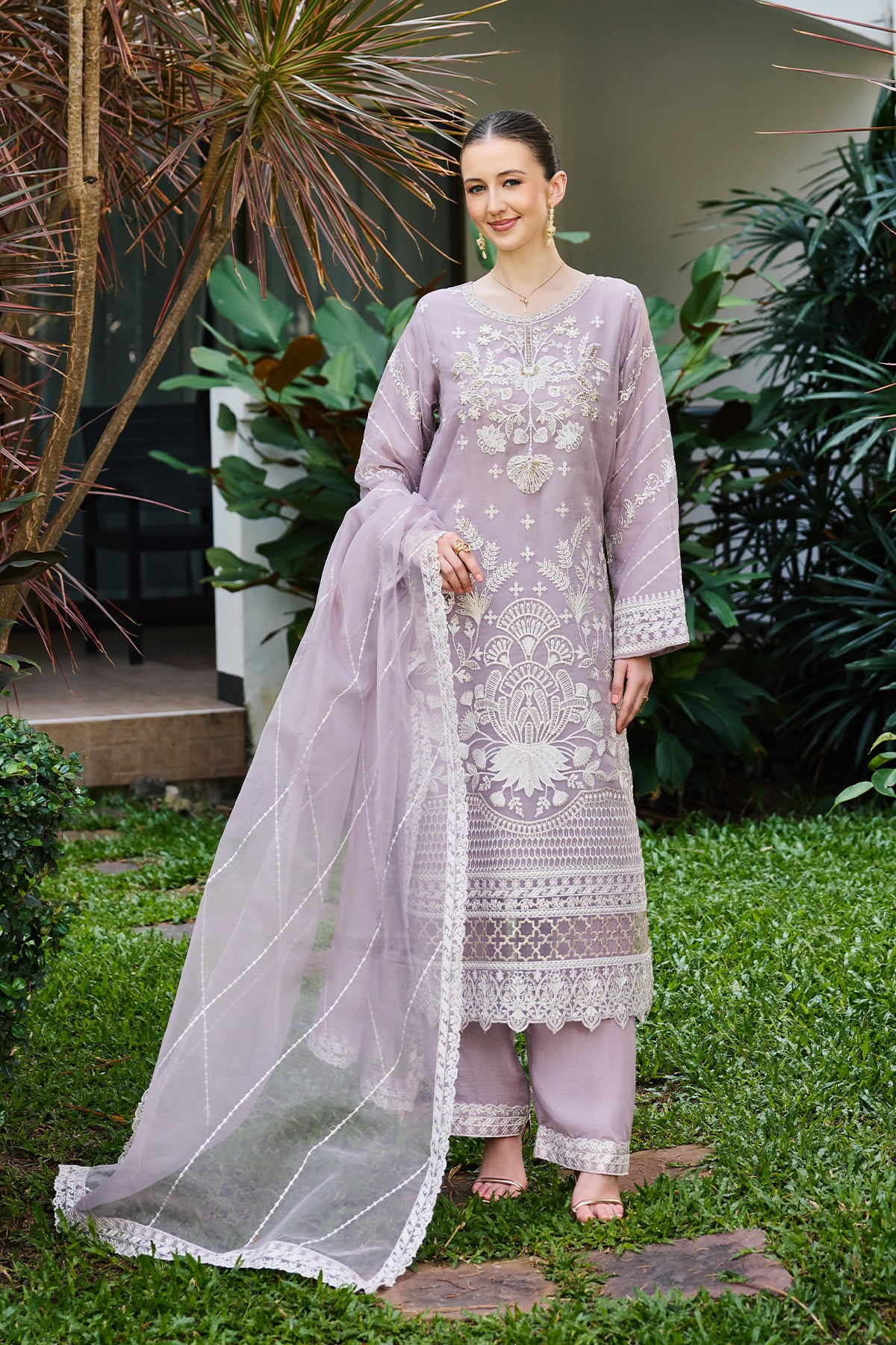 Lavender Radiance 3-Piece Suit