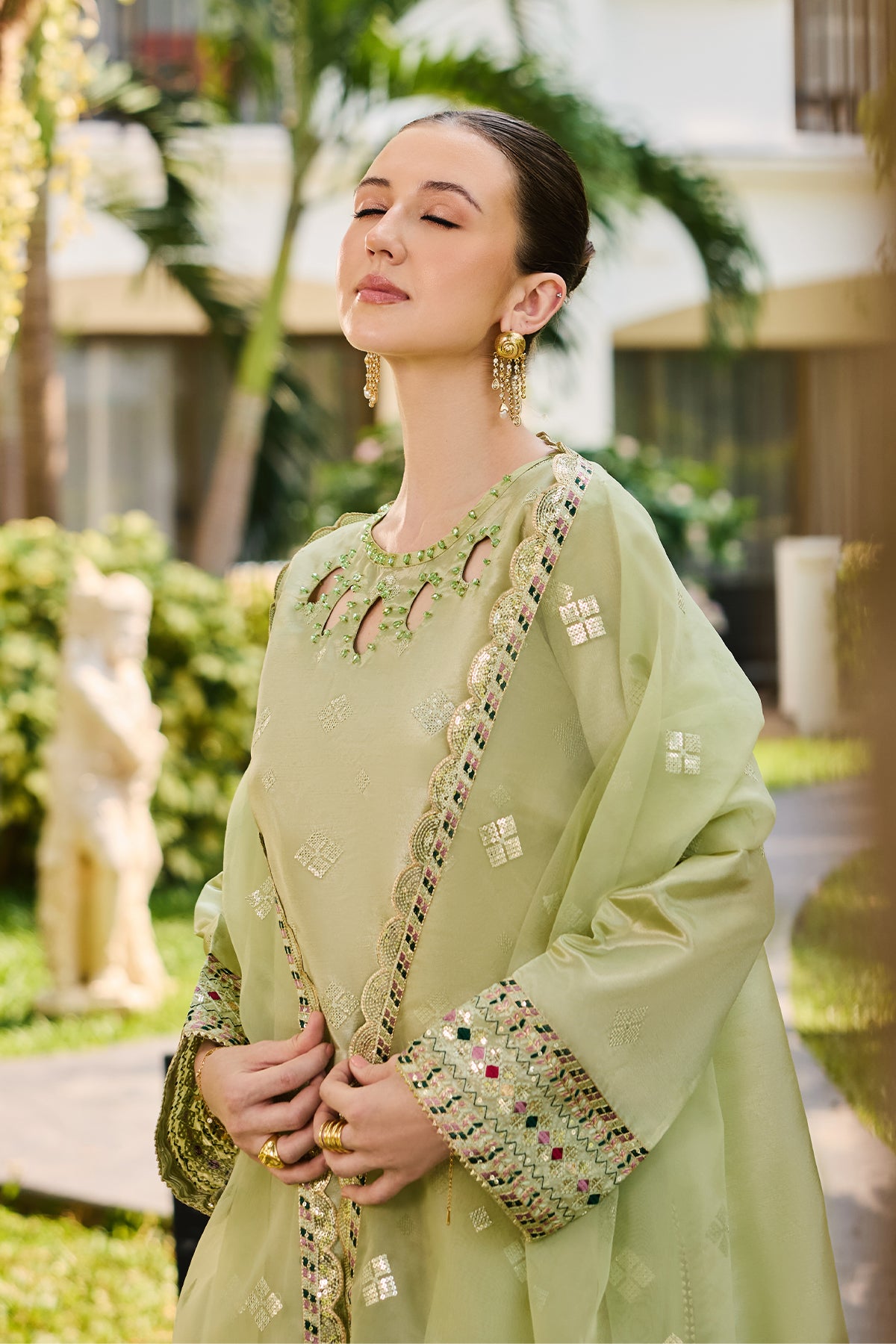 Olive Blossom 3-Piece Suit