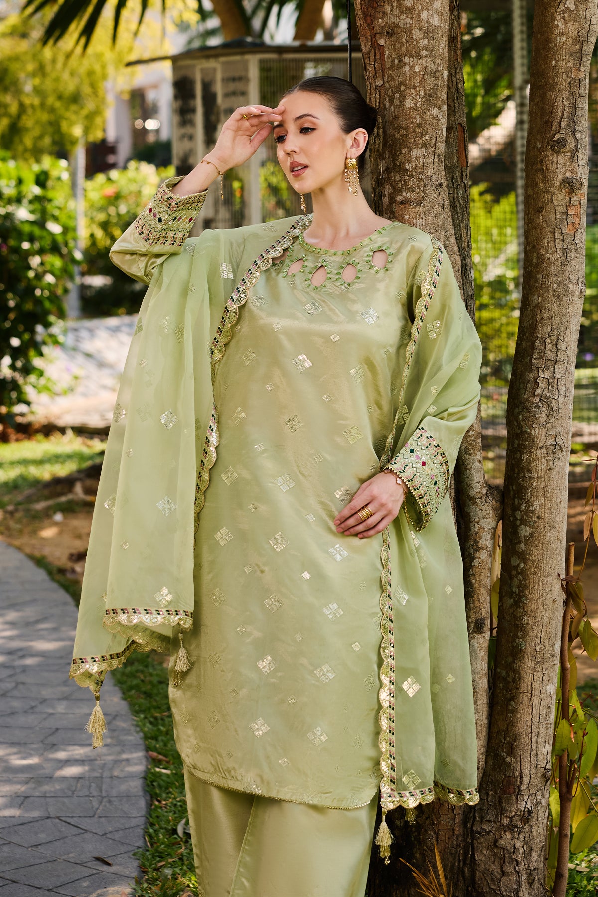 Olive Blossom 3-Piece Suit