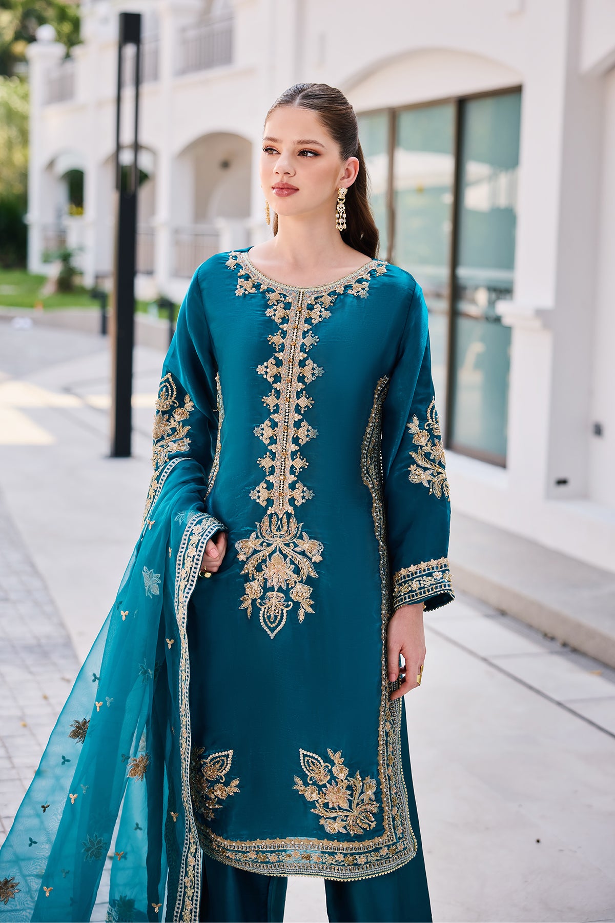 Sapphire Serenity 3-Piece Suit