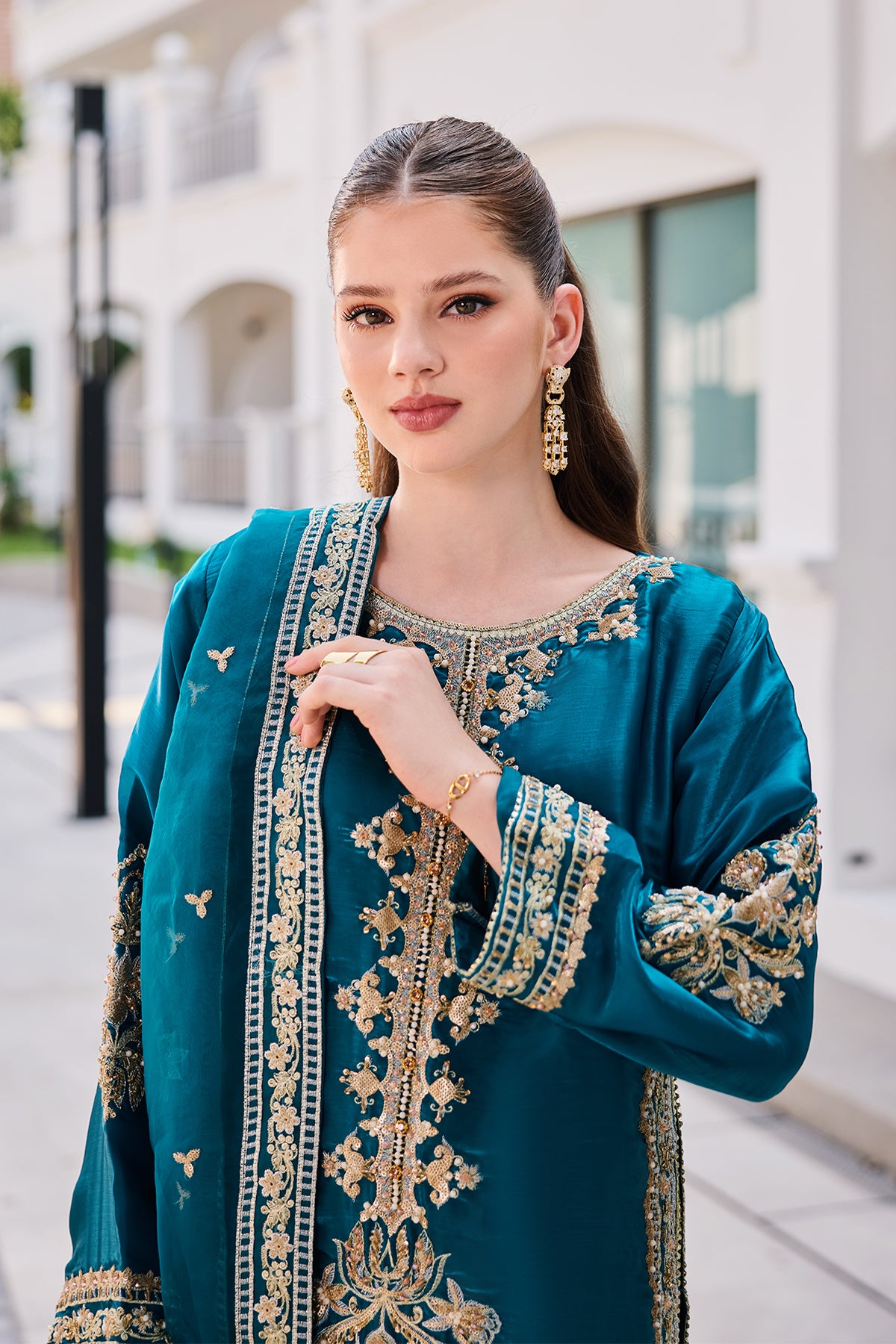 Sapphire Serenity 3-Piece Suit