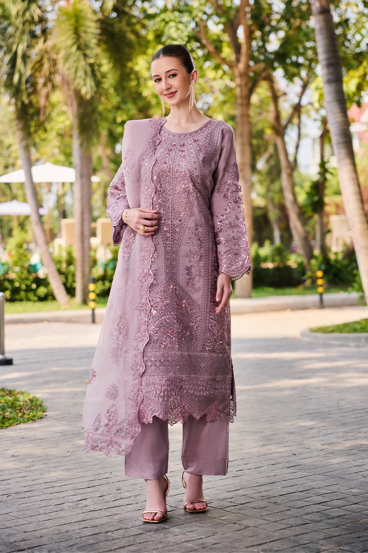 Mauve Majesty 3-Piece Suit
